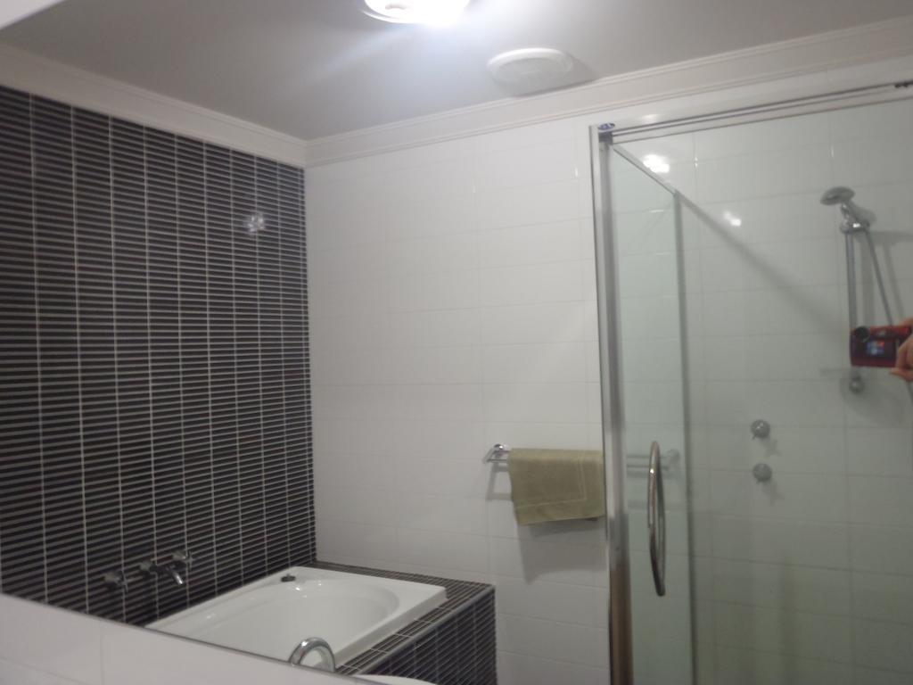 Port Denison Beach Resort Room photo