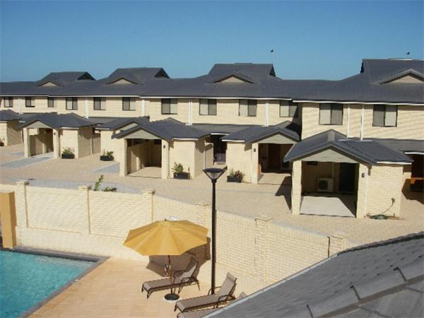 Port Denison Beach Resort Exterior photo